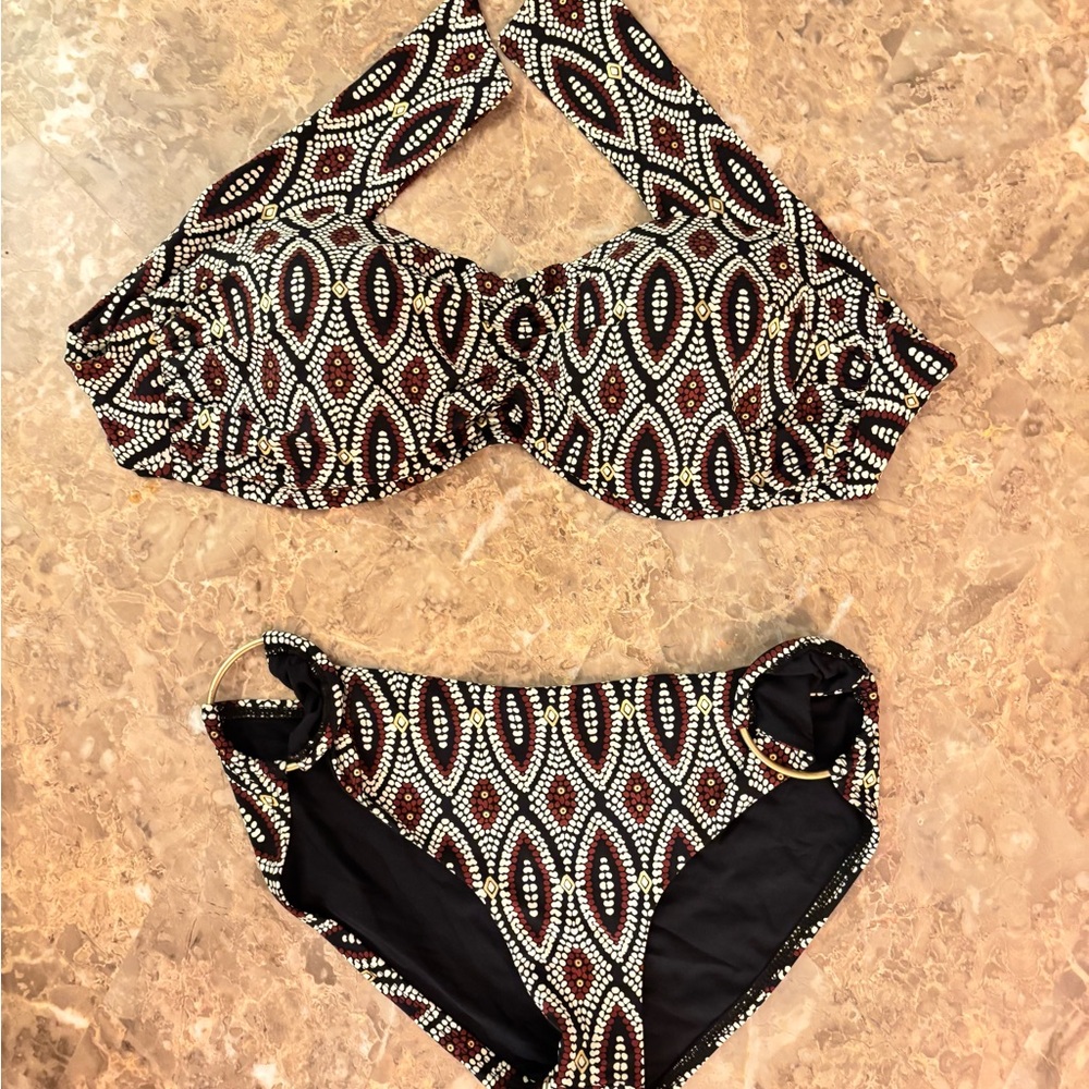 Geometric Pattern Bikini Set - image 1